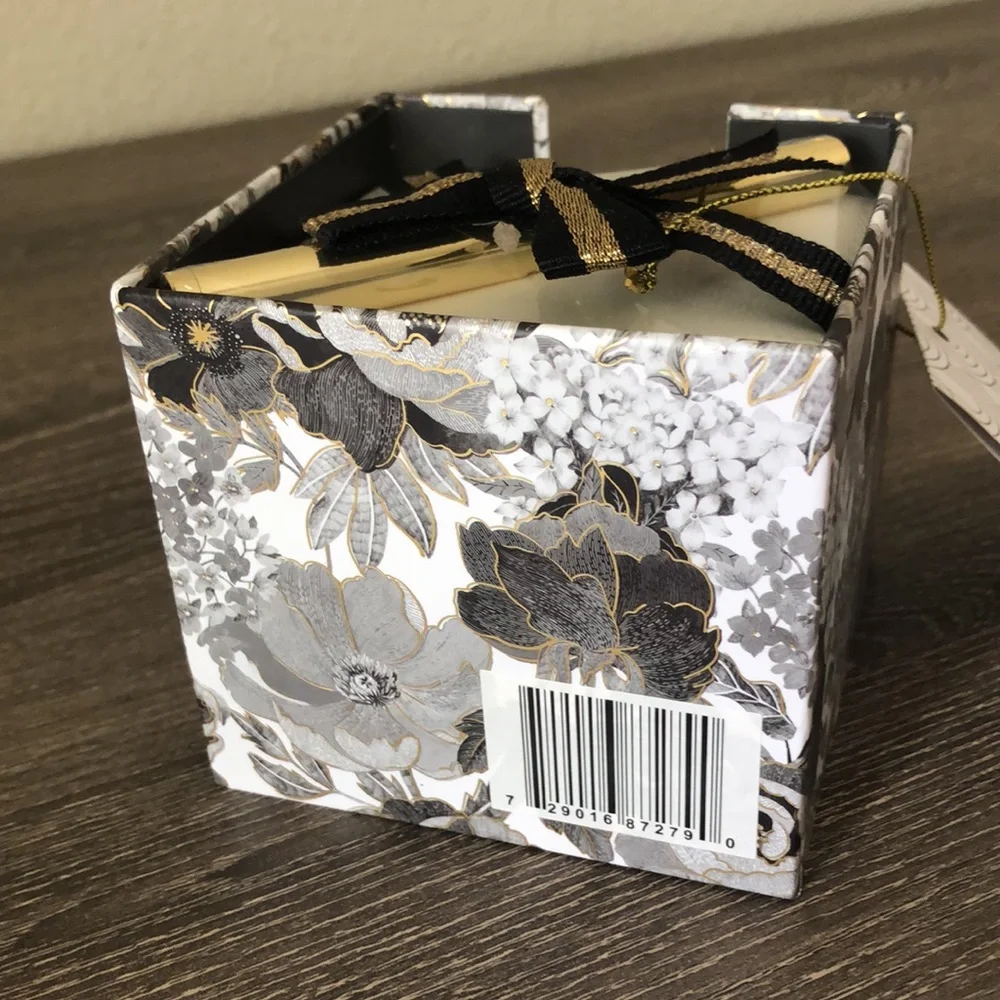 NWT Papyrus Note Organizer with Gold and Black Ribbon